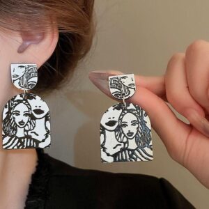Artsy Muse Earrings